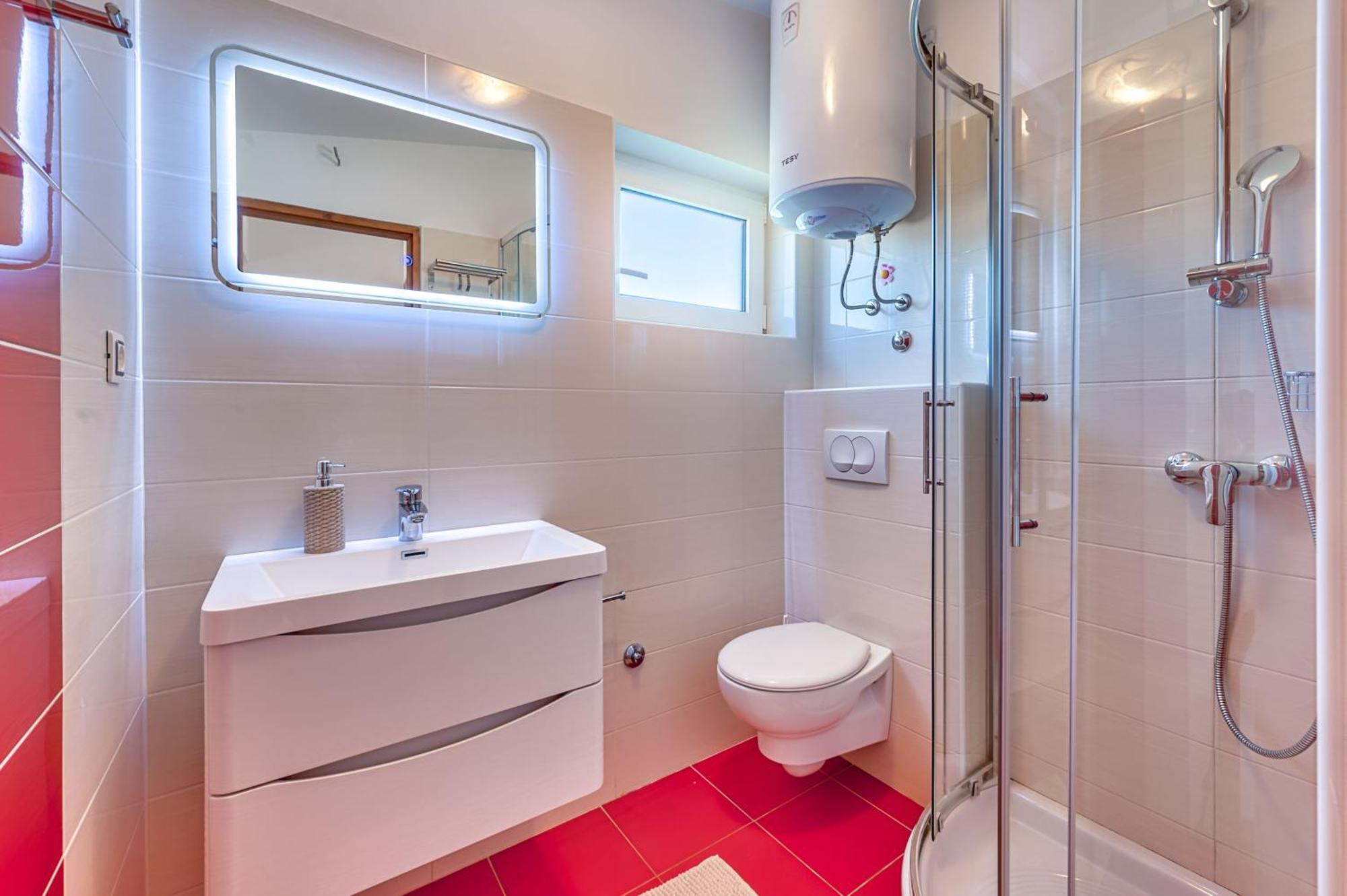Teuta Apartments - A Beach And A Sea View Peroj Luaran gambar
